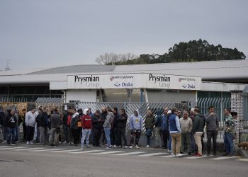 La plantilla de Prysmian en Cantabria secunda la huelga total por el despido de ocho trabajadores