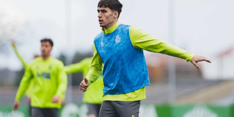 El Racing retoma entrenamientos para preparar su visita al Burgos