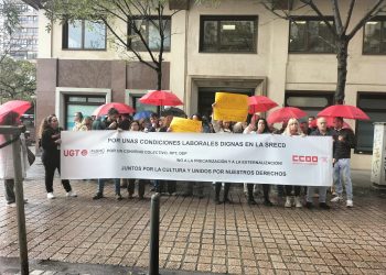 Empleados de la Sociedad Regional de Cultura y Deporte se movilizan para exigir un convenio y denunciar la precariedad laboral