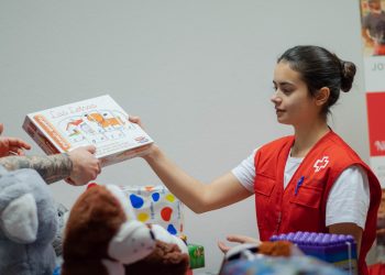 Cruz Roja Juventud relanza su campaña del Juguete Educativo para garantizar el derecho al juego en la infancia vulnerable