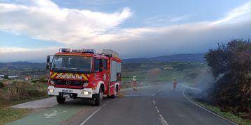Cuatro incendios activos controlados y siete extinguidos tras jornada intensa de trabajo de los bomberos en Cantabria