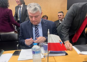 Cantabria vota en contra del objetivo de estabilidad en el Consejo de Política Fiscal pese a que mejora la previsión de ingresos