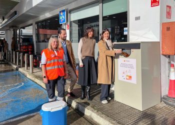 Repsol y el Gobierno de Cantabria ponen en marcha la recogida de aceite doméstico usado en 32 gasolineras de la comunidad