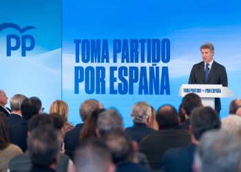 Feijóo anuncia en Santander un plan “ambicioso y realista” para aliviar cargas y proteger a los autónomos