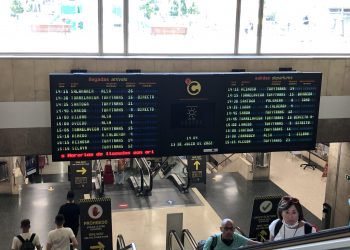 Las Mesas de Movilidad piden al Parlamento la creación de un grupo de trabajo sobre transporte público por carretera