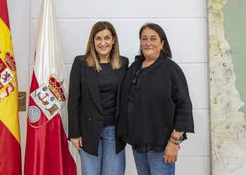El Gobierno cántabro impulsa la nueva depuradora de Cabuérniga y actuará para mejorar la cobertura telefónica en el municipio