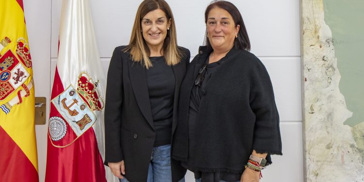 El Gobierno cántabro impulsa la nueva depuradora de Cabuérniga y actuará para mejorar la cobertura telefónica en el municipio