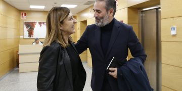 Buruaga ofrece “colaboración total” al nuevo director de Faro Santander en un proyecto cultural que transformará la comunidad