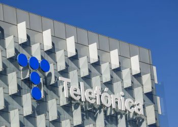 Telefónica plantea un recorte laboral que podría afectar al 44% de su plantilla en Cantabria