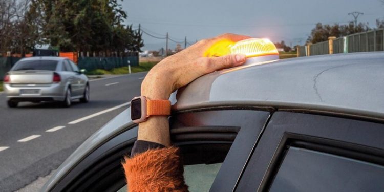 El Gobierno de Cantabria informa sobre la baliza V16 conectada, obligatoria a partir de 2026