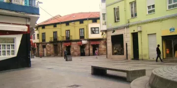 Un hombre de 41 años, ingresado con pronóstico reservado tras ser hallado herido en Torrelavega