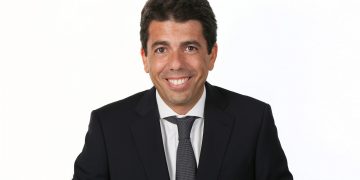 Carlos Mazón deja la presidencia de la Generalitat Valenciana tras un año marcado por la gestión de la catástrofe del 29 de octubre