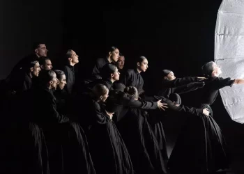 El Ballet Nacional de España cierra 2025 en Santander con ‘Afanador’, su exitoso viaje surrealista por el flamenco