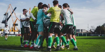 Rayo empata con golazo de Izan mientras Sámano cae goleado en Astorga (1-1 y 0-3)