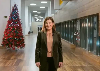 Buruaga apela a la unidad y al orgullo regional en su mensaje de Navidad desde Valdecilla