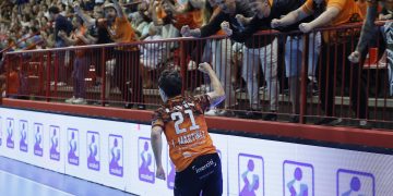 El Bathco Torrelavega lanza el abono de media temporada e incluye el partido contra el Barça