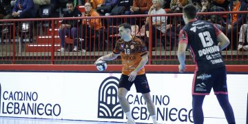 Jakub Prokop amplía su contrato con el Bathco BM Torrelavega hasta 2028