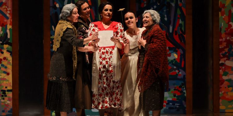 ‘El jardín de las posibilidades’, de El Tejo Producciones, recibe una mención de honor en el Festival Territorio Violeta