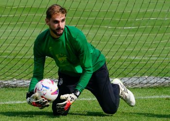 La ausencia de Ezkieta genera dudas para el partido ante el Leganés