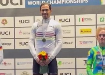 Isaac Suárez se alza campeón del mundo máster de ciclocross en Varese