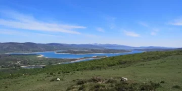 Vecinos del Polígono Eólico Cotío denuncian «graves fallos» en la DIA y piden revisar todo el expediente