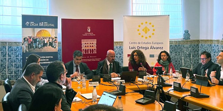 La Ley de Salud Digital de Cantabria utilizará seudónimos para proteger la privacidad de los pacientes