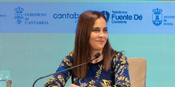 «Cantabria está muy lejos del colapso del turismo»: María Saiz