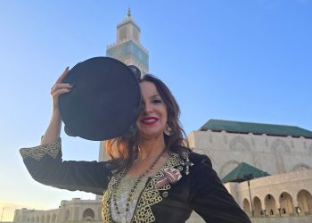 La cantante Eva Amieva regresa de Marruecos tras una gira centrada en el diálogo cultural a través de la música