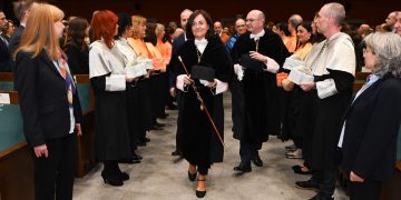 La rectora de la Universidad de Cantabria reivindica la verdad, el pensamiento crítico y el compromiso social en la festividad de Santo Tomás