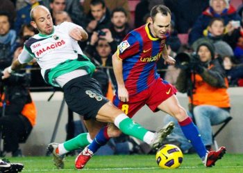 El Racing recibe al Barcelona en busca de la sorpresa