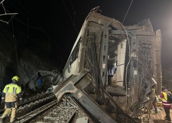 España vive una tragedia ferroviaria en Adamuz: 39 muertos y más de 150 heridos en el choque de dos trenes de alta velocidad