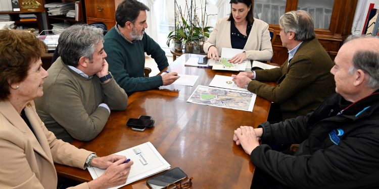 Santander busca apoyo para financiar el nuevo pitch & putt de Mataleñas