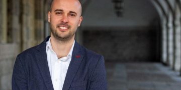 Izquierda Unida impulsa recursos judiciales contra el Convenio Singular del Hospital Santa Clotilde