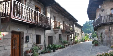 El Gobierno de Cantabria compra un edificio en Cartes para acoger a menores migrantes no acompañados