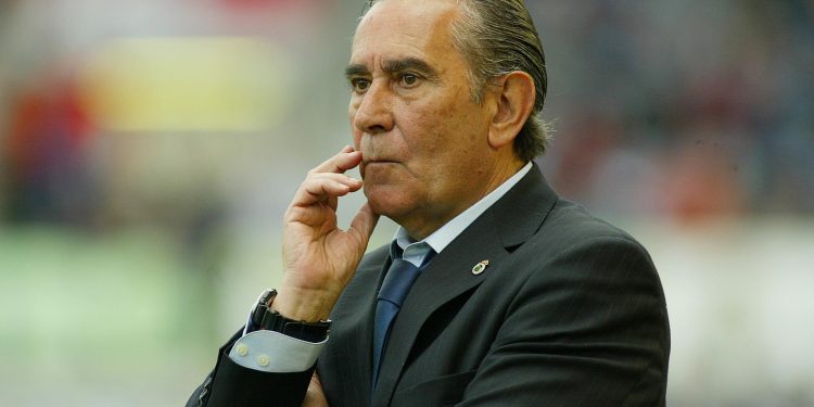 Nando Yosu, el hombre que convirtió cada permanencia del Racing en un milagro cotidiano