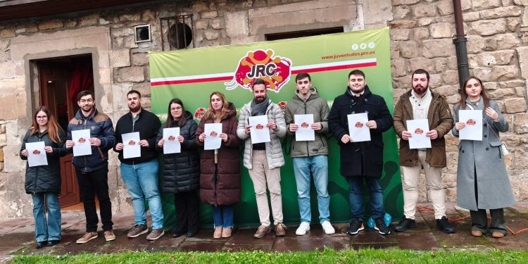 Juventudes Regionalistas reivindican más autogobierno y «blindaje» autonómico en el 44 aniversario del Estatuto