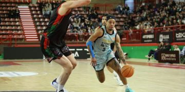 Grupo Alega Cantabria tropieza en casa ante un Alimerka Oviedo que remonta en el último cuarto (79-87)