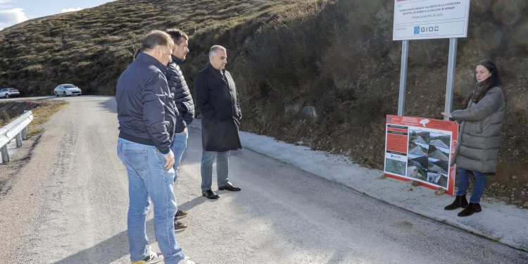 Fomento finaliza la reparación del argayo en el acceso a La Collada de Brenes e invertirá en nuevas mejoras en Cieza
