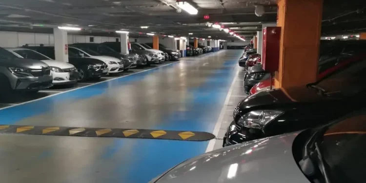 Empark refuerza la cubierta del parking de Pombo por grietas detectadas en Santander
