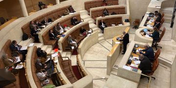 El Parlamento aprueba por unanimidad ampliar ayudas a víctimas del terrorismo