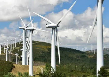 La Fiscalía de Cantabria abre diligencias por presuntas irregularidades en la tramitación de parques eólicos en el sur de la comunidad