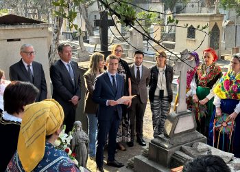 PP tacha de «mentiroso» a Casares por su viaje a México, había vuelos para volver tras la tragedia de El Bocal