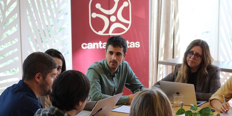 Cantabristas califica de “gravísima” la cesión de datos biomédicos de Cohorte Cantabria a Regeneron Pharmaceuticals