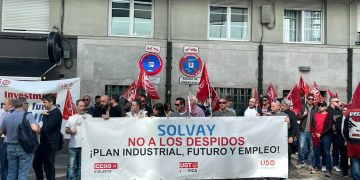 El comité de Solvay reclama apoyo institucional para minimizar el impacto del ERE con 77 despidos
