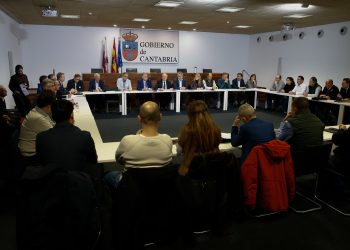 Gobierno de Cantabria impulsa comité mixto ante efectos de la guerra en Irán
