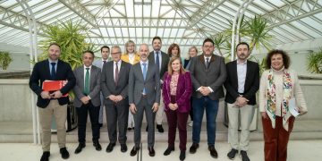 Educación contará con 786 millones en 2026, 107 más que en 2023, para reforzar becas, infraestructuras y plantilla docente