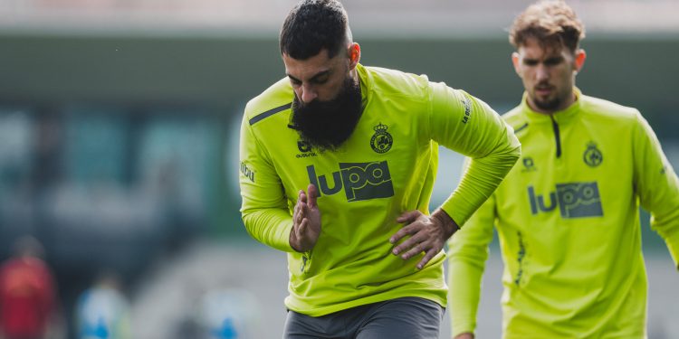 Villalibre y Pablo Ramón ya pisan el césped y tocan balón en el Racing