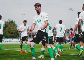 Rayo Cantabria golea al Real Ávila y confirma su permanencia en Segunda Federación (4-1)