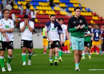 Duro revés en Andorra, el Racing se derrumba tras un inicio ilusionante y cae por 6‑2