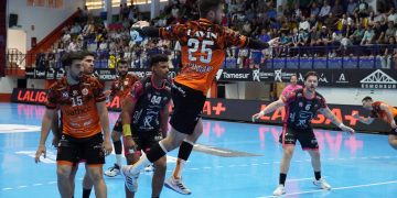 El Bathco Torrelavega se queda sin premio en Puente Genil tras un partido irregular